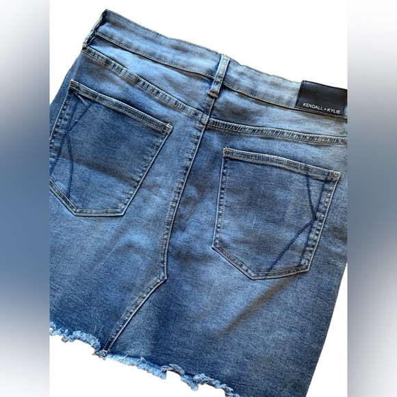 Kendall + Kylie Denim Mini Skirt - Picture 6 of 7
